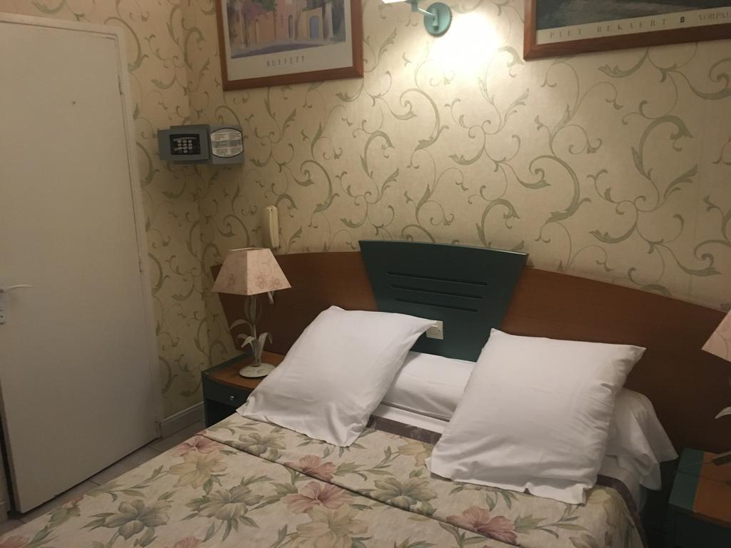 Hotel Relax Marseille Ngoại thất bức ảnh